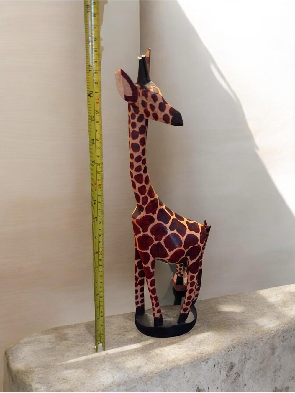🦒 Vintage Hand-Carved Wooden Giraffe Statues - Set of 2 - 18” Tall - Picture 4 of 5